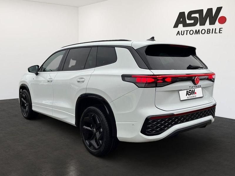 Neu VW Tayron R-line 277 PS (203 kW) 2025 Pure white uni SUV