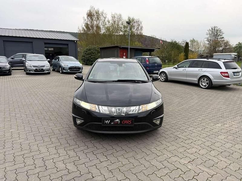 Gebraucht Honda Civic Executive 140 PS (102 kW) 2007 Night hawk black p. Kleinwagen