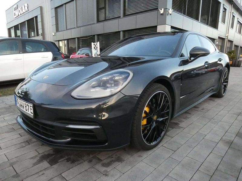 Gebraucht Porsche Panamera 4 330 PS (242 kW) 2017 Vulkangraumetallic Limousine