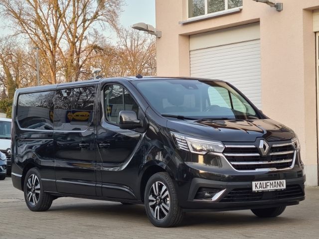 Schwarz Gebraucht 2025 Renault Trafic Van | 59.890 € - Bild 1/4