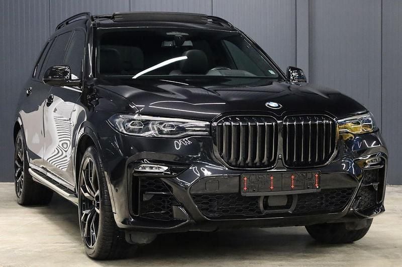 Gebraucht BMW X7 M Sport 340 PS (250 kW) 2022 Schwarz SUV
