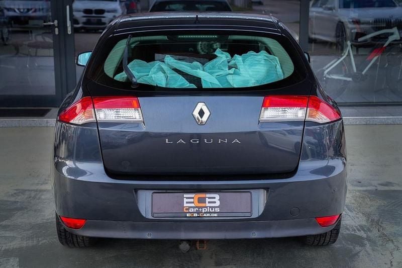Gebraucht Renault Laguna III Dynamique 140 PS (102 kW) 2008 Grau Limousine