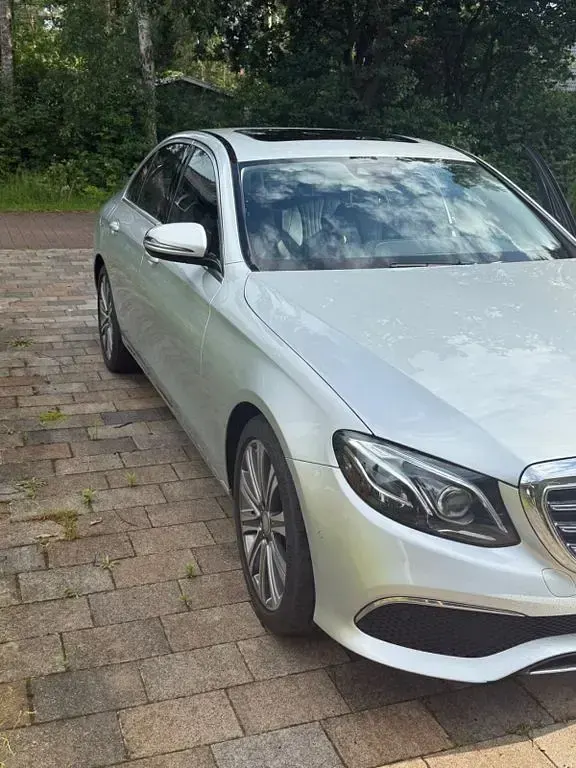 Gebraucht Mercedes E400 Exclusive 333 PS (244 kW) 2017 Silber Limousine