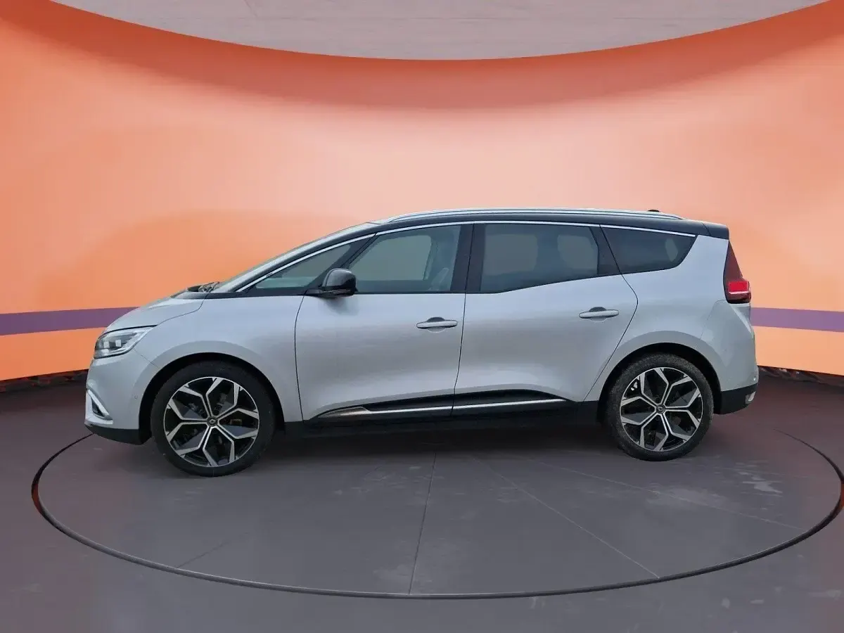 Gebraucht Renault Scenic E-Tech 140 PS (102 kW) 2021 Grau d69 + schwarz gne Kombi
