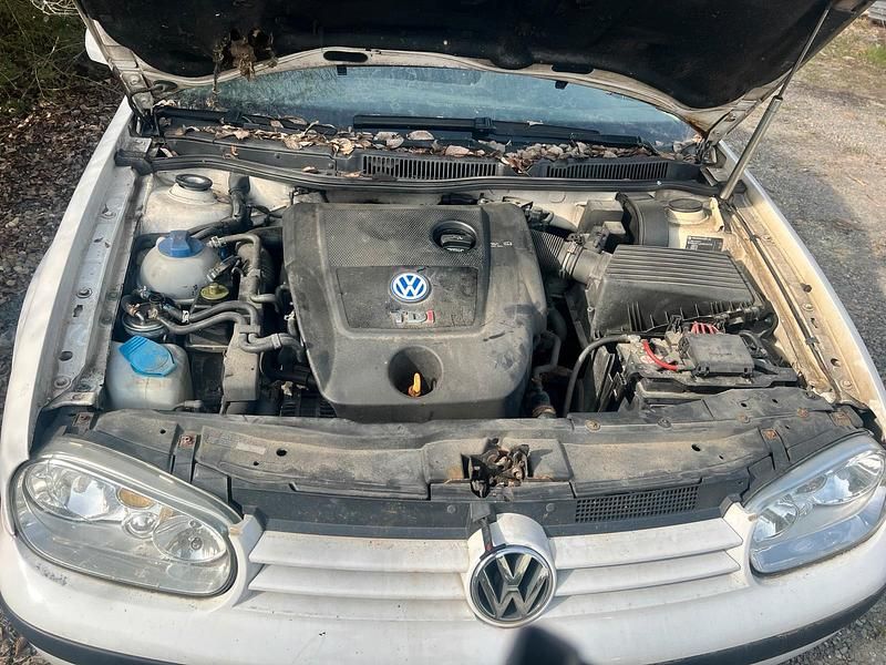 Gebraucht VW Golf IV 74 PS (54 kW) 2002 Weiß Kombi