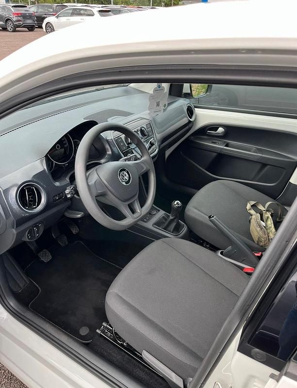 Gebraucht VW up! 68 PS (50 kW) 2019 Weiß Kleinwagen