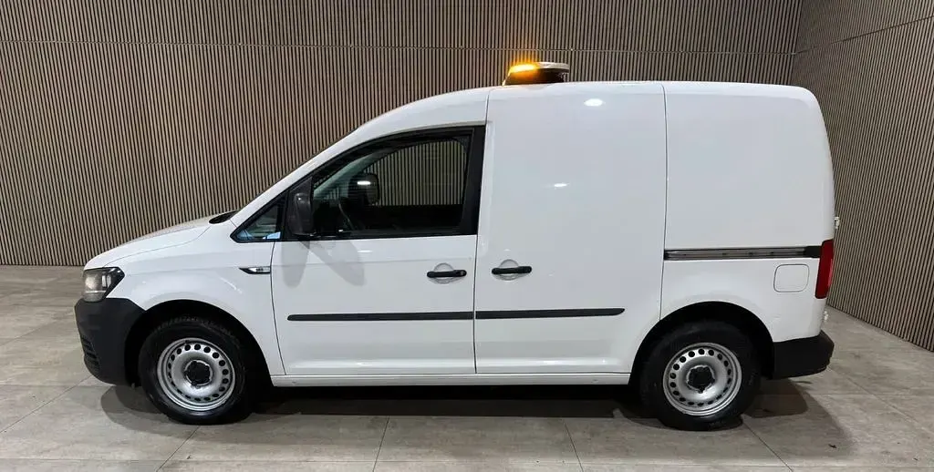 Gebraucht VW Caddy 102 PS (75 kW) 2016 Weiß Van / Kleinbus
