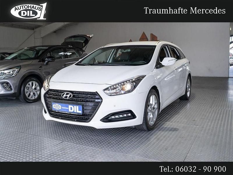 Gebraucht Hyundai i40 135 PS (99 kW) 2018 Weiß Limousine
