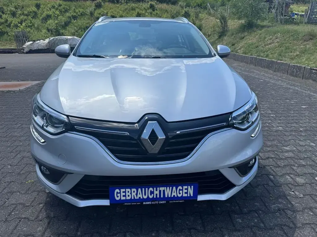 Gebraucht Renault Mégane II Business 116 PS (85 kW) 2021 Grau Limousine
