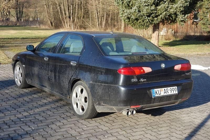 Gebraucht Alfa Romeo 166 Distinctive 220 PS (161 kW) 2001 Schwarz Limousine