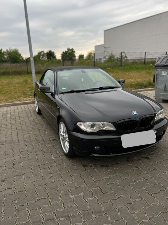 Schwarz Gebraucht 2006 BMW 318 Cabriolet Performance Cabrio | 5.490 € (Guter Preis) - Bild 1/4