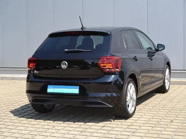 Gebraucht VW Polo Highline 95 PS (69 kW) 2018 Schwarz Kleinwagen