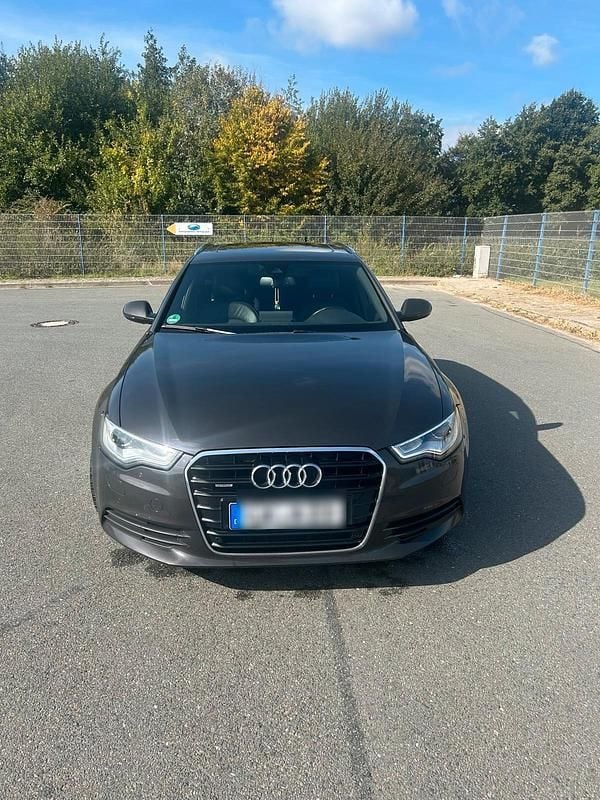 Schwarz Gebraucht 2012 Audi A6 S-Line Kombi | 9.500 € (Fairer Preis) - Bild 1/4