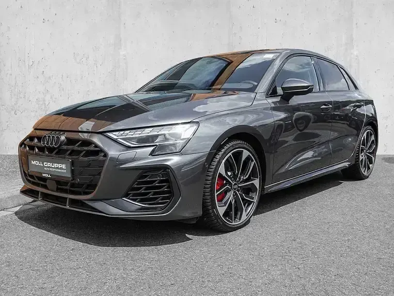 Gebraucht Audi S3 Ambiente 333 PS (244 kW) 2025 Daytonagrau perleffekt Limousine