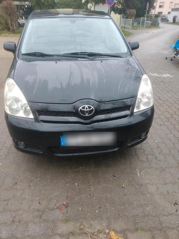 Schwarz Gebraucht 2005 Toyota Corolla Kombi | 2.700 € (Guter Preis) - Bild 1/4