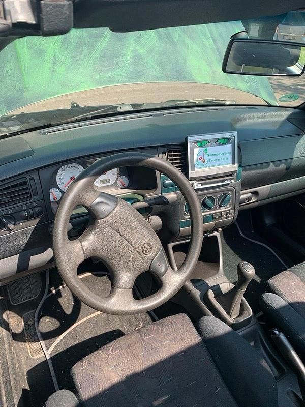 Gebraucht VW Golf Cabriolet 102 PS (75 kW) 1998 Cabrio