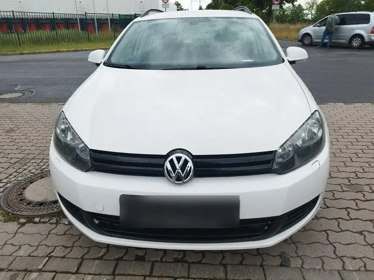 Gebraucht VW Golf VII Trendline 105 PS (77 kW) 2012 Weiß Kombi
