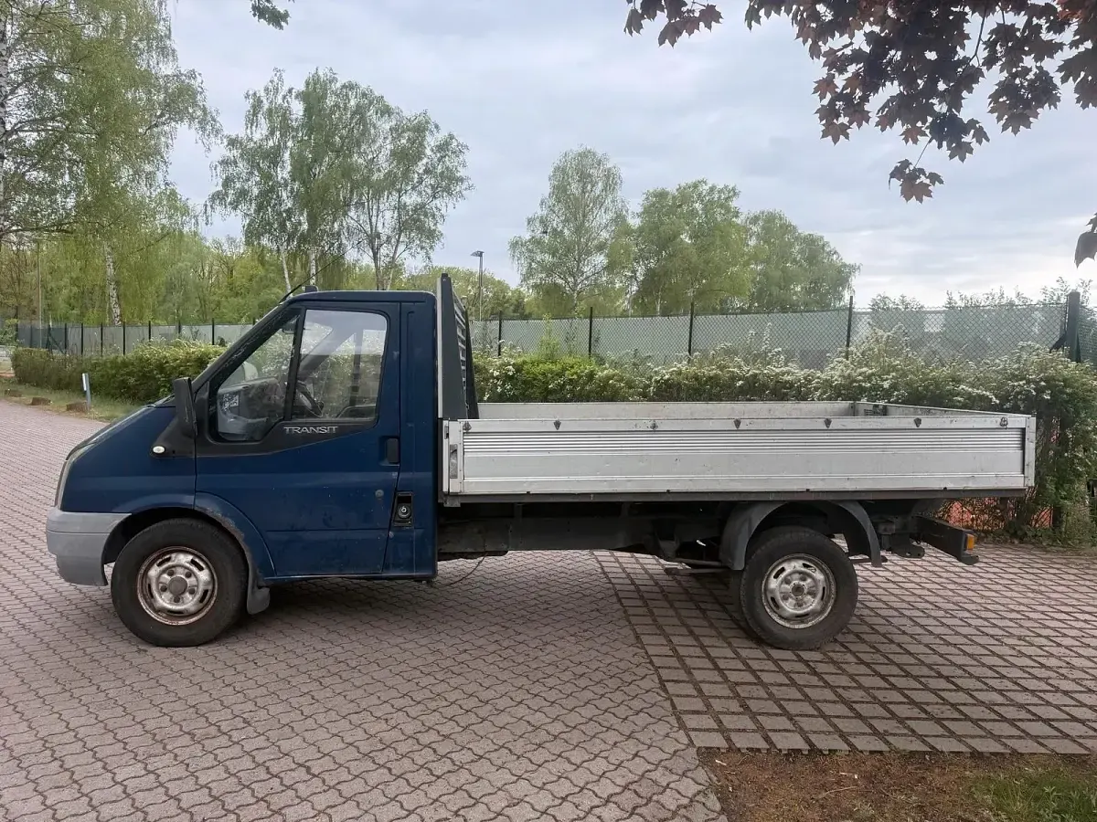 Używany Ford Transit 101 KM (74 kW) 2007 Niebieski Sedan/Limuzyna