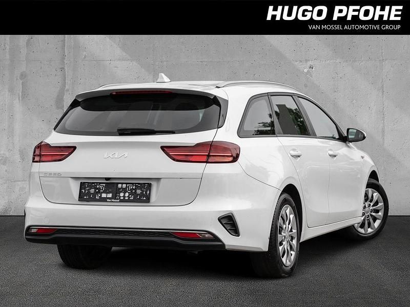 Gebraucht Kia Ceed Sportswagon Vision 101 PS (74 kW) 2023 Weiß Kombi