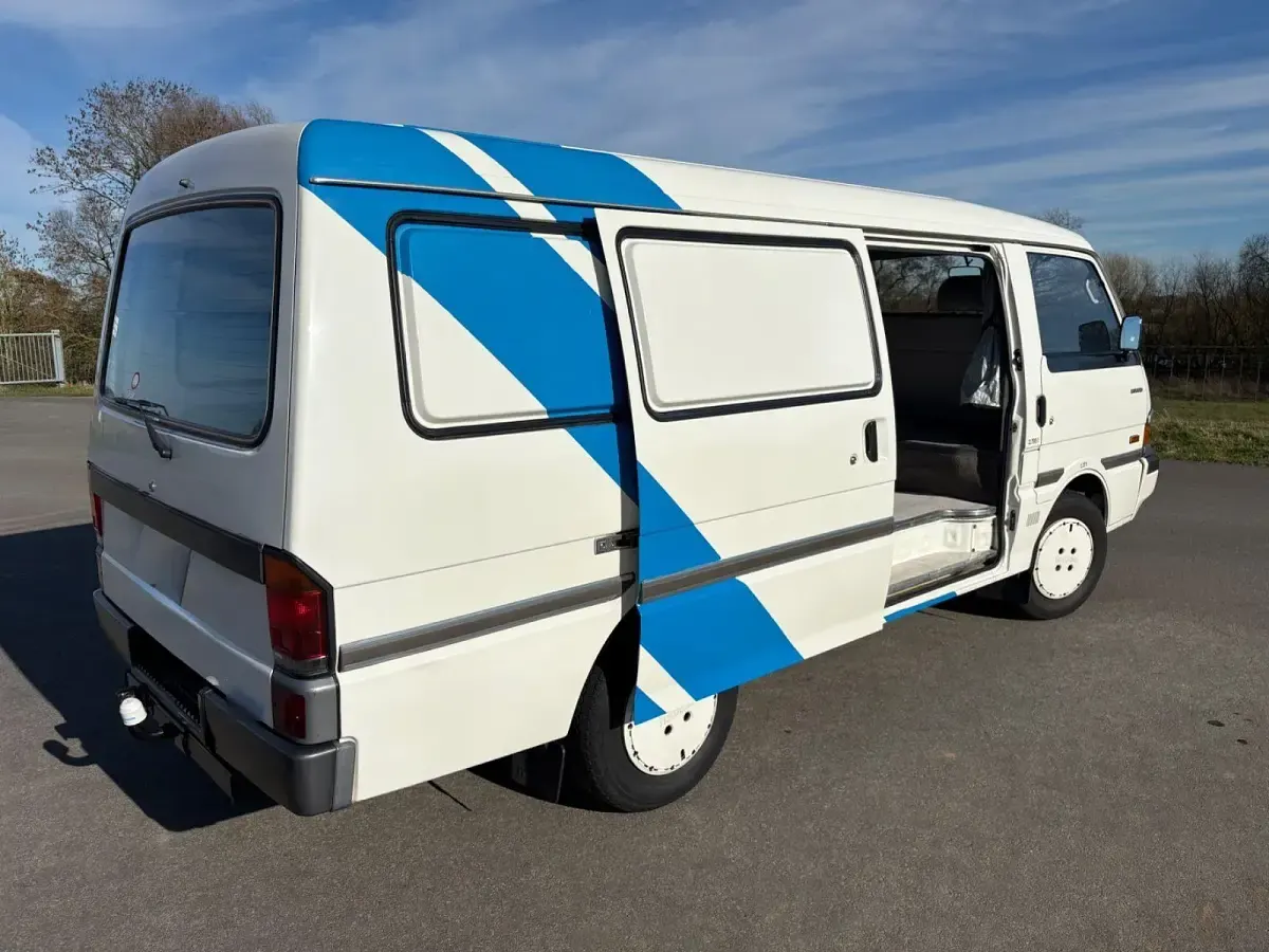 Gebraucht Mazda E Series 86 PS (63 kW) 1989 Weiß Van