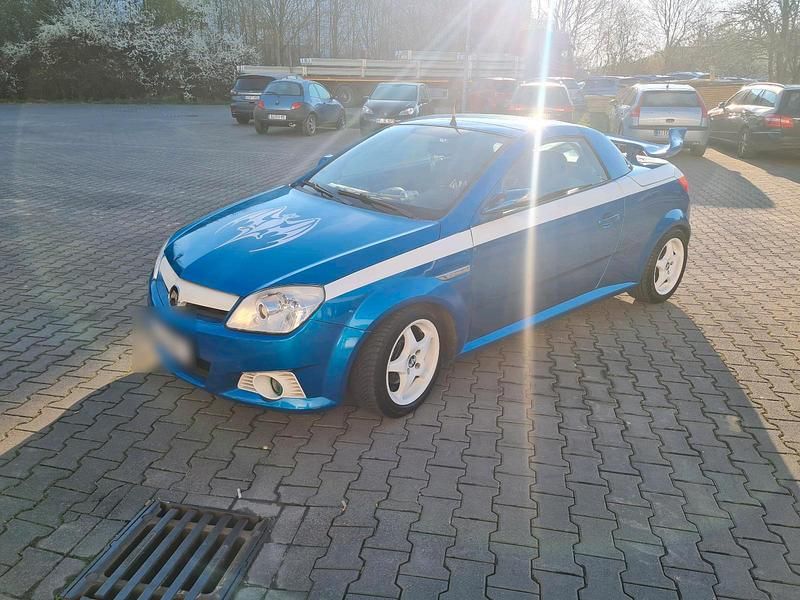 Gebraucht Opel Tigra 125 PS (91 kW) 2006 Blau Cabrio
