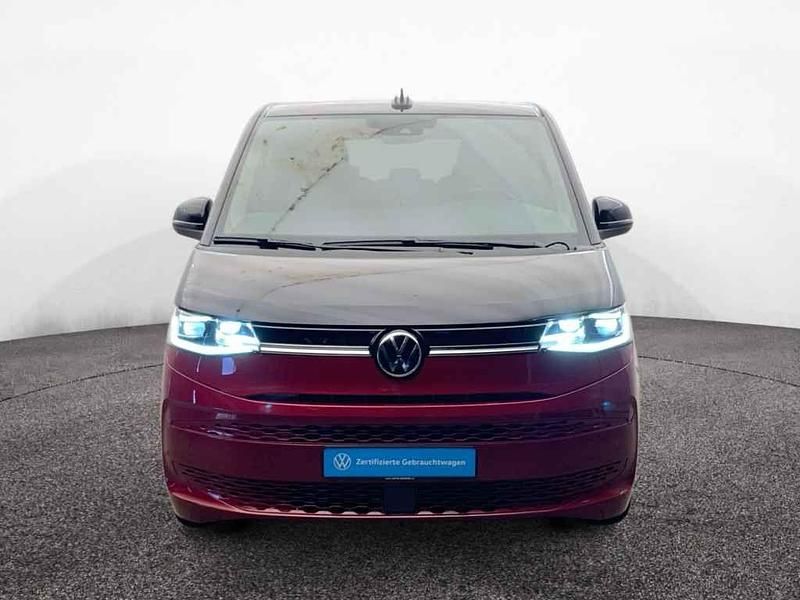 Gebraucht VW Multivan Life 204 PS (150 kW) 2022 Deep black perl. / fortanar... Van
