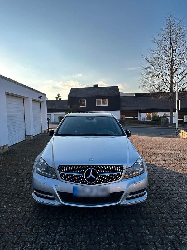Gebraucht Mercedes C350 306 PS (225 kW) 2012 Silber Limousine