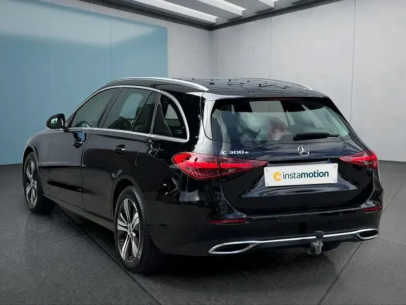 Gebraucht Mercedes C300e 204 PS (150 kW) 2023 Kombi