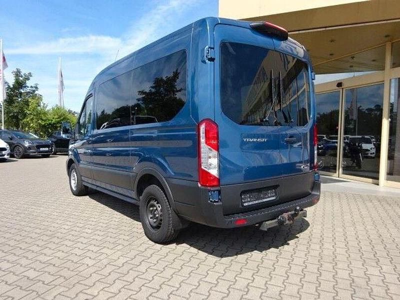 Gebraucht Ford Transit Trend 170 PS (125 kW) 2021 Chromablau metallic Kombi
