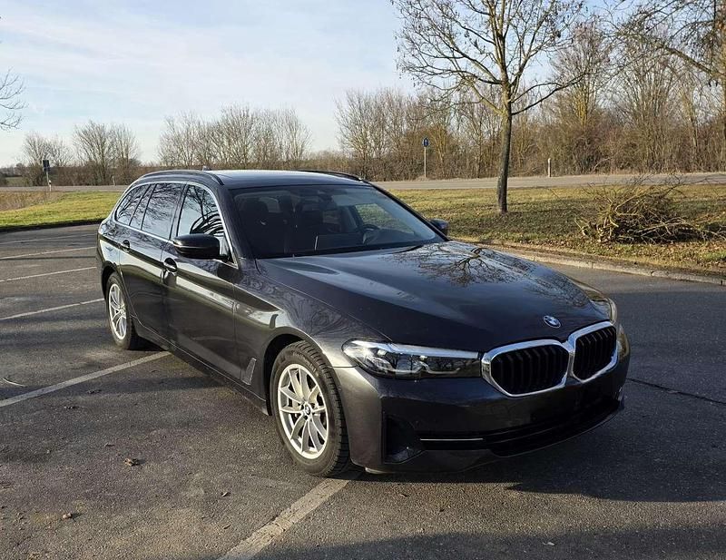 Gebraucht BMW 530e Luxury Line 184 PS (135 kW) 2021 Kombi