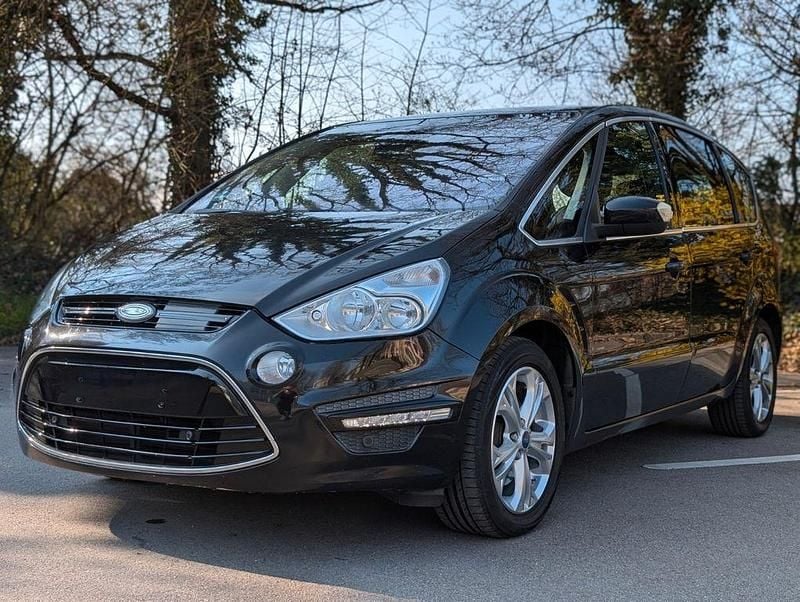 Gebraucht Ford S-MAX Titanium 203 PS (149 kW) 2010 Schwarz Van / Kleinbus