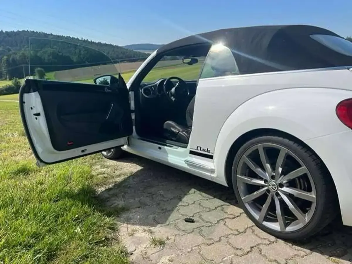 Gebraucht VW Beetle Cabriolet 150 PS (110 kW) 2016 Weiß Cabrio