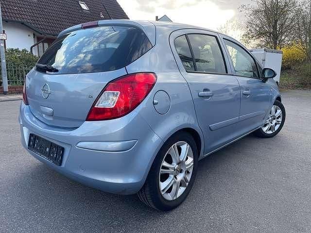 Gebraucht Opel Corsa 88 PS (64 kW) 2006 Silber Kleinwagen