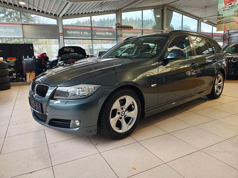 Gebraucht BMW 320 Efficient Dynamics 163 PS (119 kW) 2011 Grün Kombi