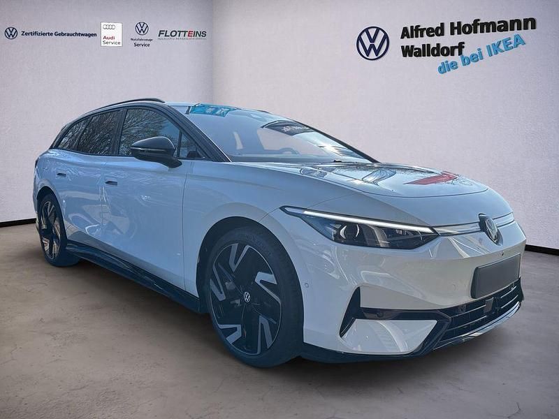 Neu VW ID.7 Pro 210 kW (286 PS) 2026 Gletscherweiß metallic / schwa Kombi