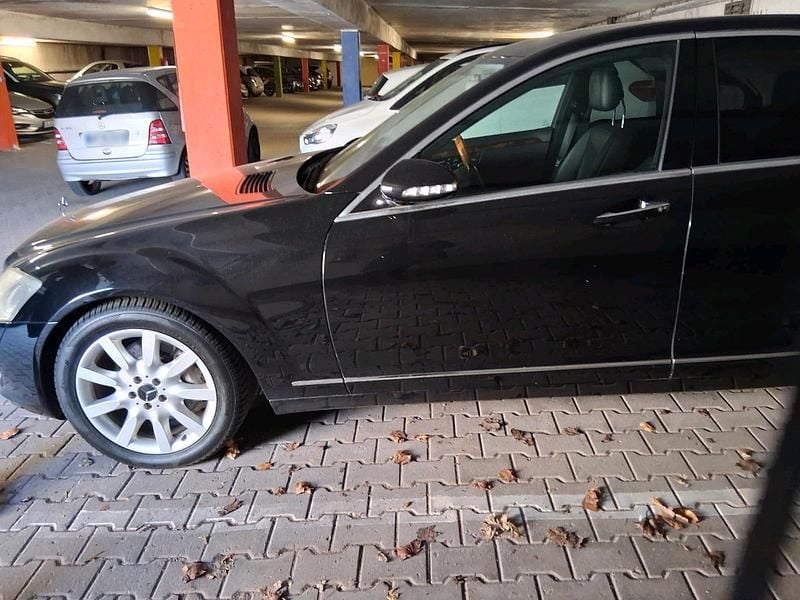 Gebraucht Mercedes S350 272 PS (200 kW) 2009 Schwarz Limousine