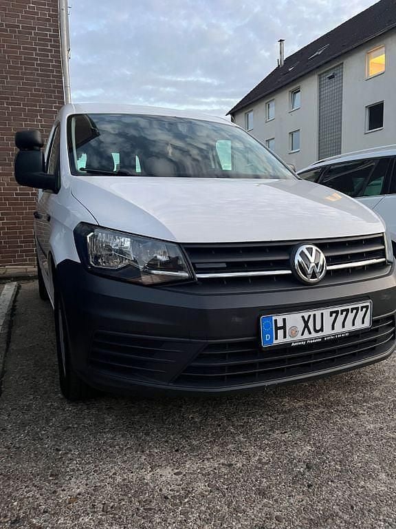 Weiß Gebraucht 2017 VW Caddy S Van / Kleinbus | 9.250 € (Guter Preis) - Bild 1/4