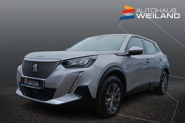 Silber Gebraucht 2021 Peugeot e-2008 Active SUV | 15.899 € (Superpreis) - Bild 1/4