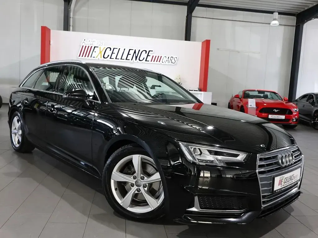 Gebraucht Audi A4 Sport 150 PS (110 kW) 2019 Schwarz Kombi