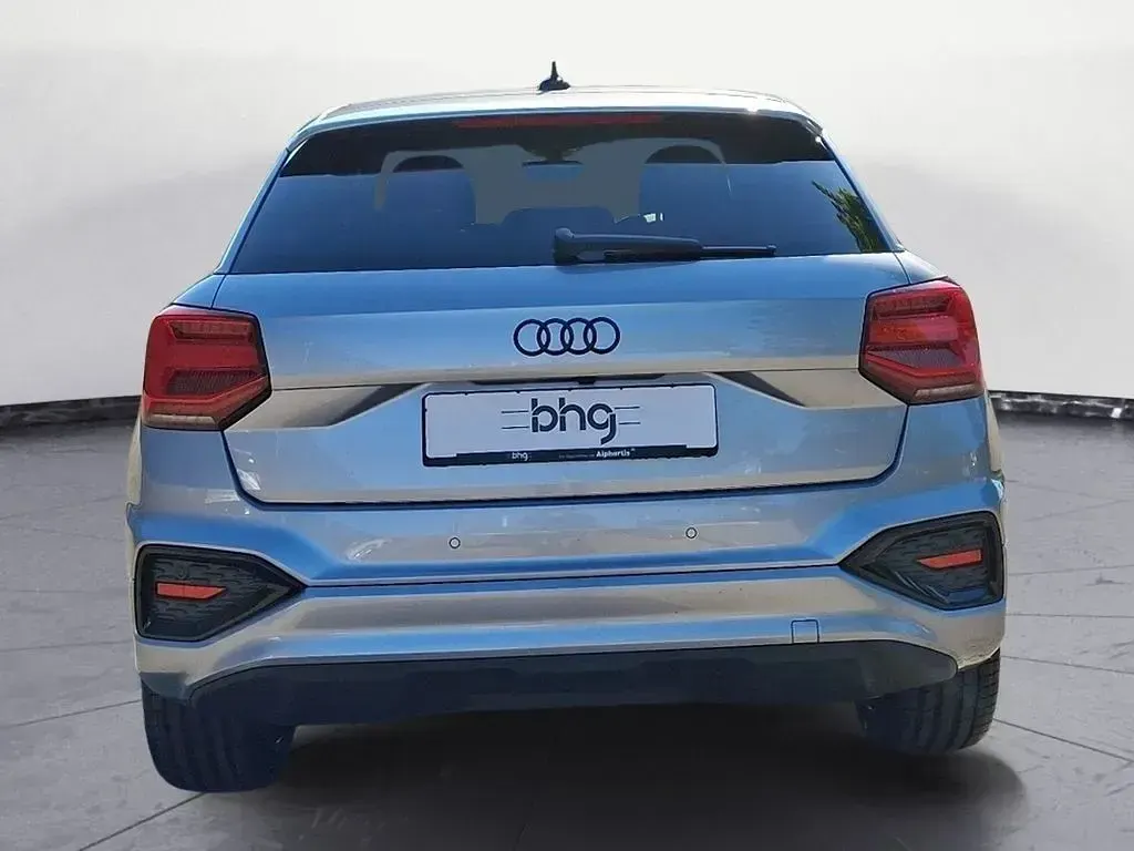 Nowe Audi Q2 Advanced Plus 150 KM (110 kW) 2026 Srebrny SUV
