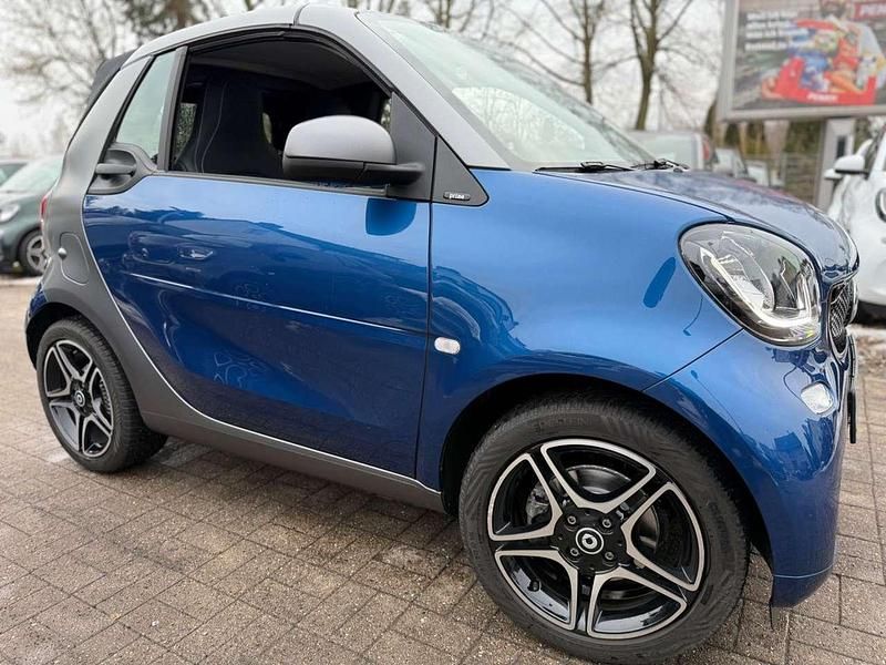 Gebraucht Smart ForTwo Cabrio Prime 90 PS (66 kW) 2018 Titania grey Cabrio