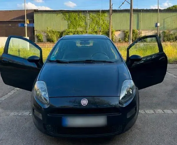 Gebraucht Fiat Punto 69 PS (50 kW) 2012 Blau Kleinwagen