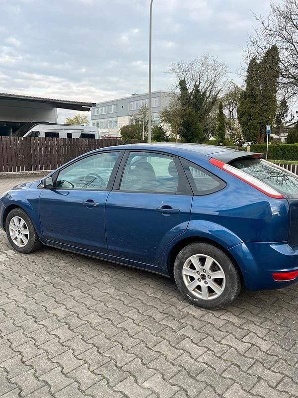 Usata Ford Focus 101 CV (74 kW) 2008 Blu Berlina
