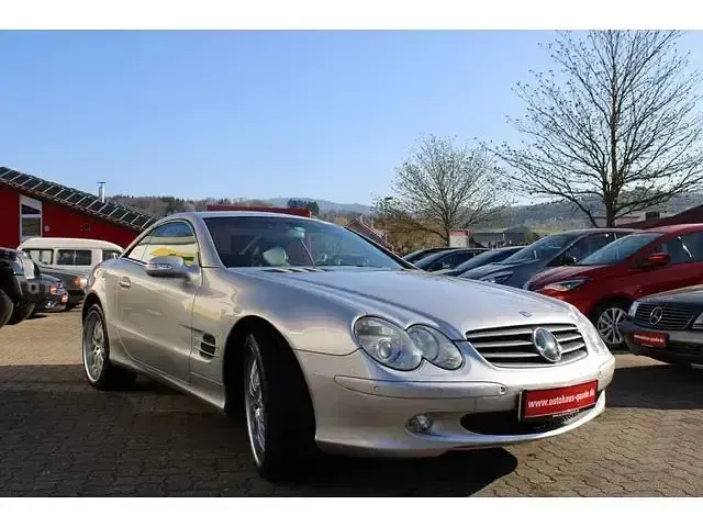Gebraucht Mercedes SL500 306 PS (225 kW) 2002 Silber metallic Cabrio
