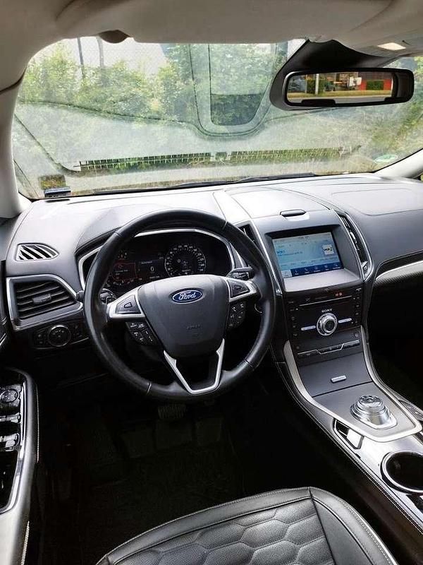 Gebraucht Ford S-MAX Vignale 190 PS (139 kW) 2019 Van / Kleinbus
