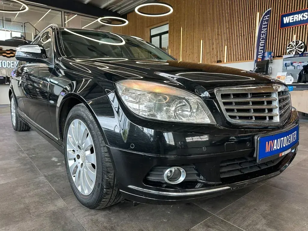 Gebraucht Mercedes C200 136 PS (100 kW) 2008 Schwarz Limousine