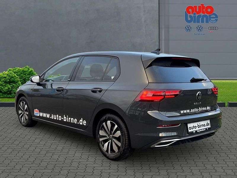 Gebraucht VW Golf VIII Move 150 PS (110 kW) 2024 Uranograu Limousine