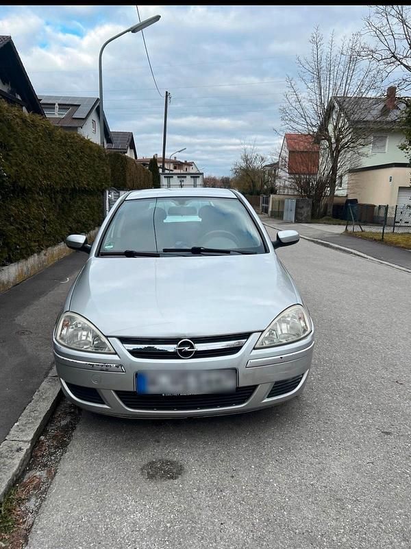 Gebraucht Opel Corsa 70 PS (51 kW) 2003 Silber Kleinwagen