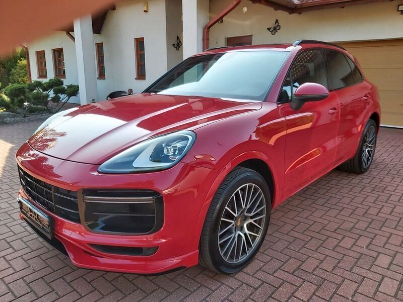 Gebraucht Porsche Cayenne 340 PS (250 kW) 2021 Rot SUV