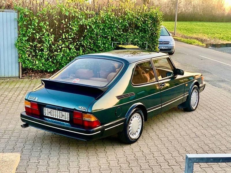 Gebraucht Saab 900 131 PS (96 kW) 1993 Grün Coupé